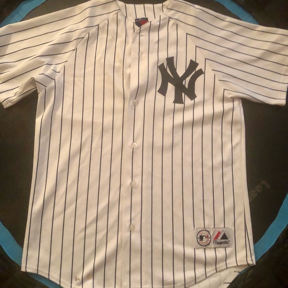 Derek Jeter #2 Majestic - Size M